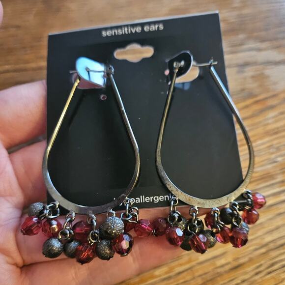 NEW! JCP Horseshoe Hoop Earrings w/ Red Bead Dangle ~ Hypoallergenic - Picture 1 of 8